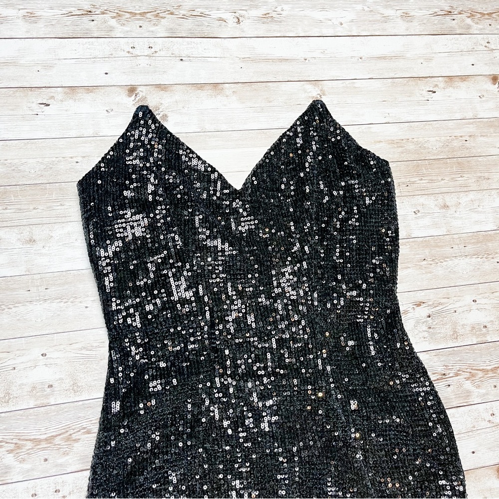 Michael Costello x Revolve Taylor Mini Dress in Black Sequin Size Small - Picture 3 of 7
